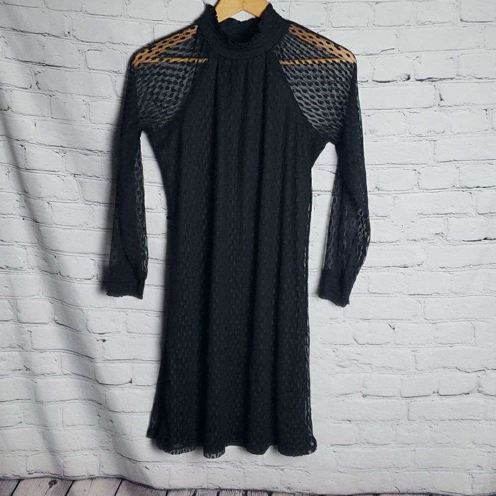 ‎Nina Leonard Black Dress